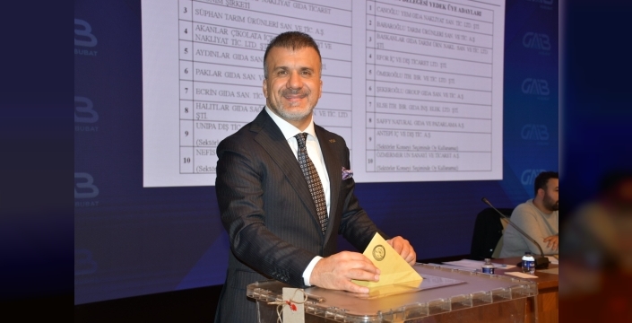 Celal Kadooğlu, oybirliği ile yeniden Birlik başkanı seçildi