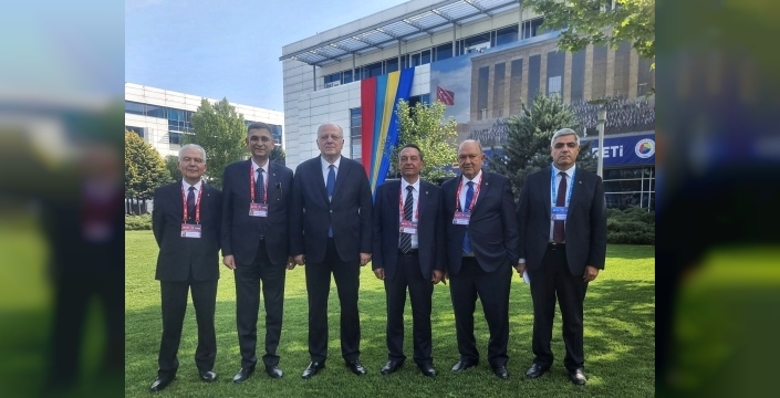 Gaziantep Sanayi Odası (GSO) Türkiye Odalar ve Borsalar Birliği (TOBB) Delegeleri, TOBB’un 82. Genel Kurulu’na katıldı. GSO Yönetim Kurulu Başkanı Adnan Ünverdi, Genel Kurulda Divan Kurulu Üyesi olarak görev aldı.