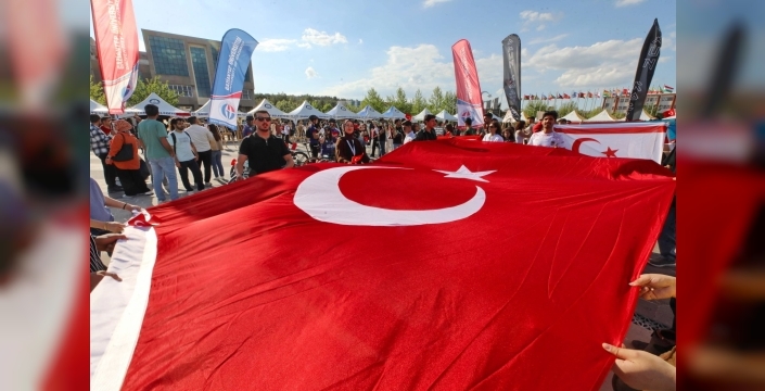 GAZİANTEP ÜNİVERSİTESİ BAHAR ŞENLİKLERİ BAŞLADI,