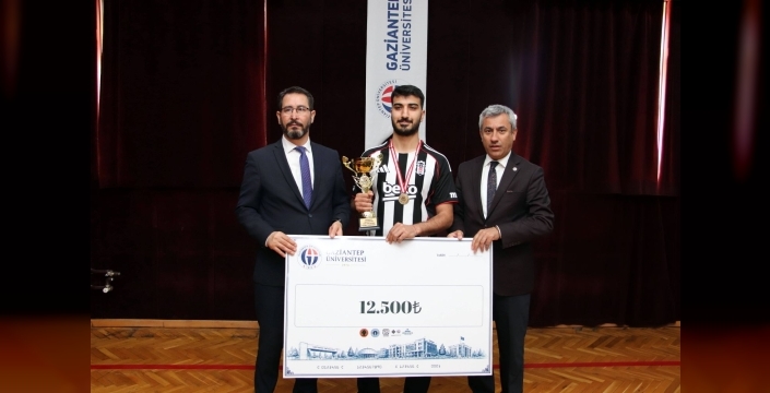 GAÜN BAHAR ŞENLİKLERİ KAPANIŞ PROGRAMIYLA SONA ERDİ