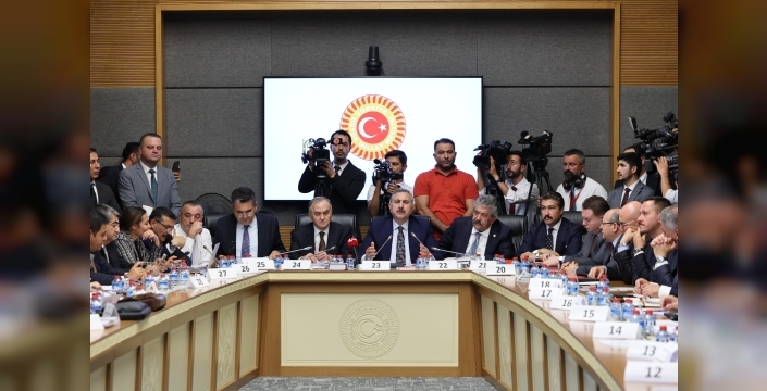 TBMM Adalet Komisyonu'nda Konuşan AK Parti Grup Başkanvekili Abdulhamit Gül: “Kanun Teklifi Milletimizin Teklifidir”