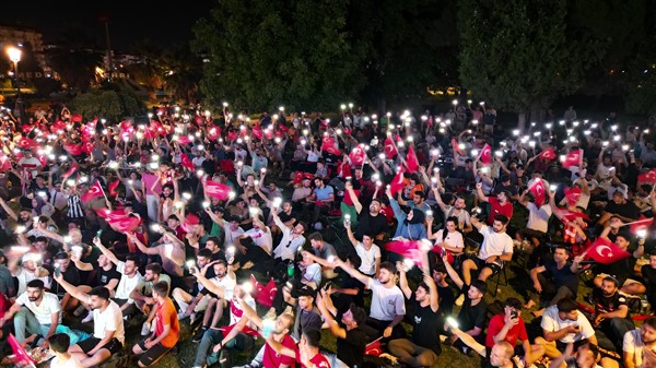 BÜYÜKŞEHİR ÇEYREK FİNAL YOLUNDA MİLLİLERİN YANINDA