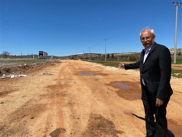 CHP'Lİ KAPLAN O YOL YÜZÜNDEN İSYAN ETTİ!