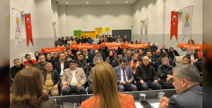 DERYA BAKBAK AK PARTİ MAHALLE BAŞKANLARIYLA BULUŞTU