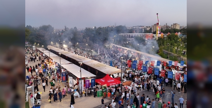 FESTİVAL 2 MİLYON KİŞİYİ AĞIRLADI
