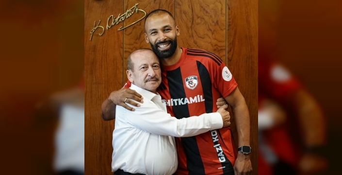 İÇ TRANSFERDE İLK İMZA ATILDI