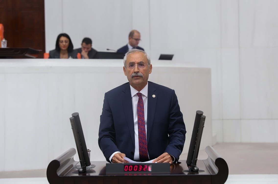 KAPLAN: AKP BU ÜLKEDE ZAM YAPMAKTAN BAŞKA HİÇBİR ŞEY YAPMIYOR!
