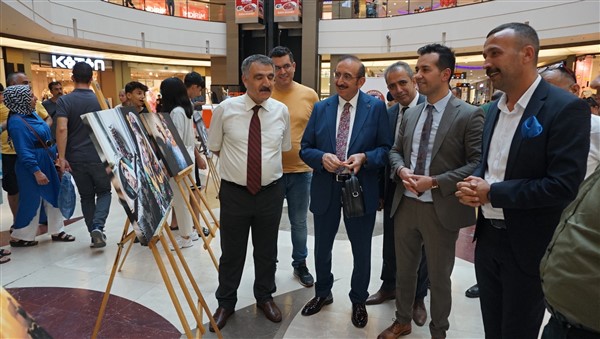 MUHASEBECİ MALİ MÜŞAVİRLERİN FOTOĞRAF SERGİSİ BÜYÜK İLGİ GÖRÜYOR