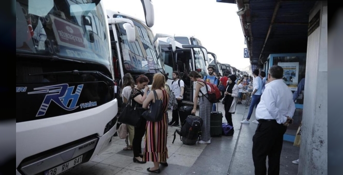 OTOBÜS FİRMALARI ZOR DURUMDA DEVLETTEN YARDIM BEKLIYORLAR