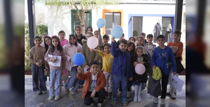 Aile ve Nesil Akademi Yönetim Kurulu Başkanı Hatice Karlı Yaptıkları çalısmalar hakkında bilgiler verdi.