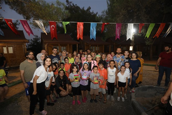 ŞAHİN, EĞLENCELİ AİLE KAMPLARINDAKİ VATANDAŞLARLA BULUŞTU