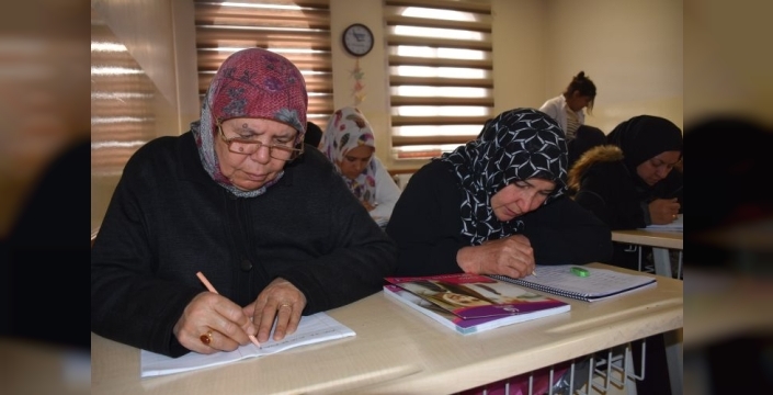 ŞAHİNBEY BELEDİYESİ’NDEN ANLAMLI EĞİTİM DESTEĞİ