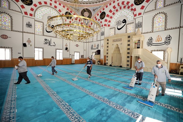 ŞEHİTKAMİL’DEKİ CAMİLER BAYRAM NAMAZINA HAZIR