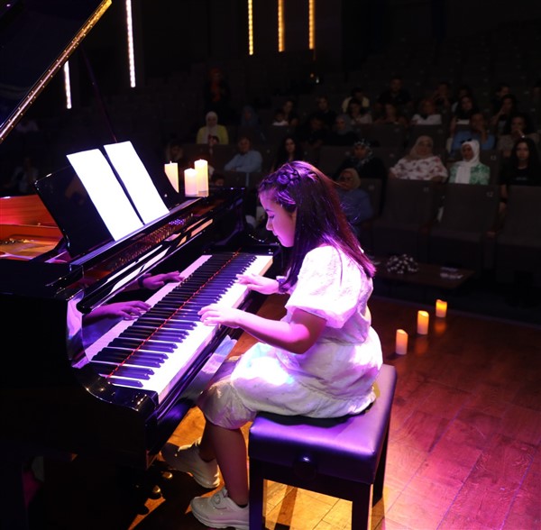 ŞEHİTKAMİL’DEN PİYANO RESİTALİ