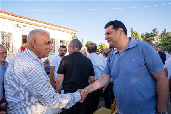YILMAZ, DERECEYE GİREN GÜREŞÇİLERİ ÖDÜLLENDİRDİ