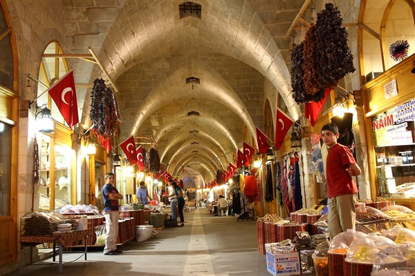 ZİNCİRLİ BEDESTEN ESNAFI TAŞINIYOR!